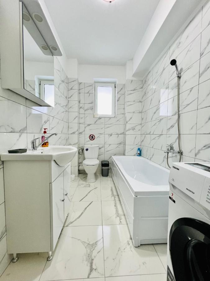 Altheda Living White House 29f-2 Apartment *